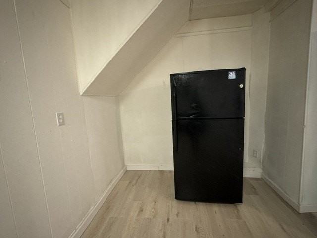 7666 W Ridge Rd - Photo 4 of 12