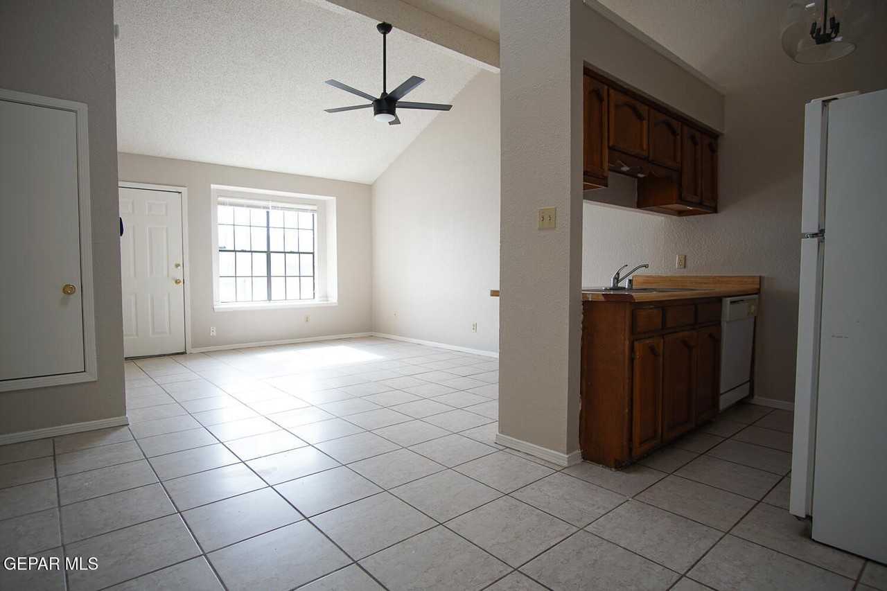 1376 Trudy Elaine Dr #D - Photo 6 of 15