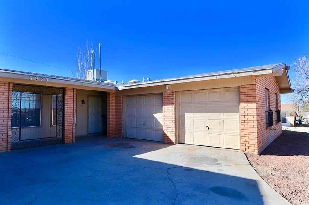6925 Escondido Dr #B - Photo 3 of 31