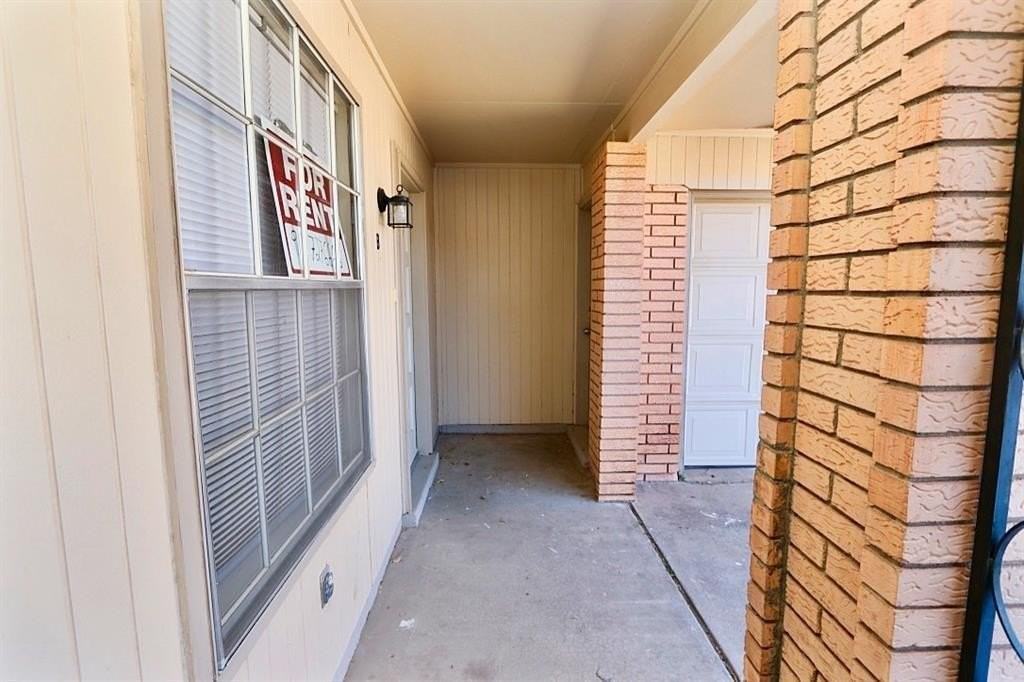 6925 Escondido Dr #B - Photo 6 of 31