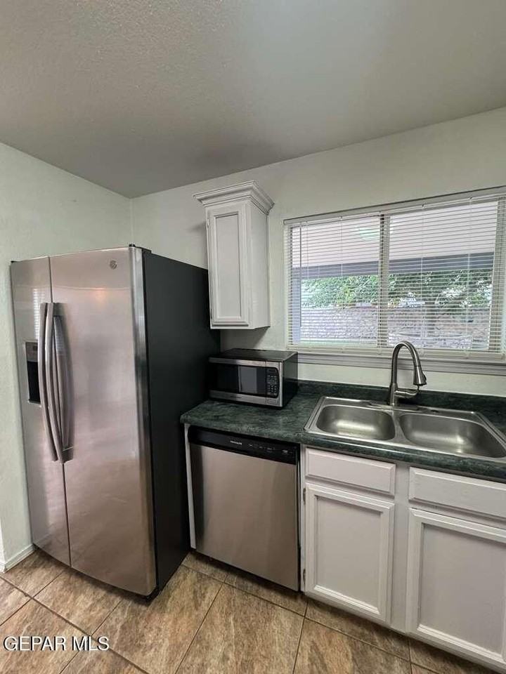 3033 Tierra Humeda Dr - Photo 6 of 48