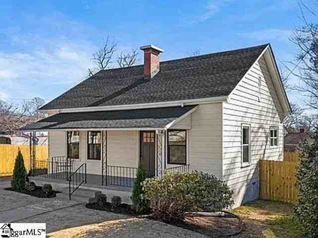 6 10th St