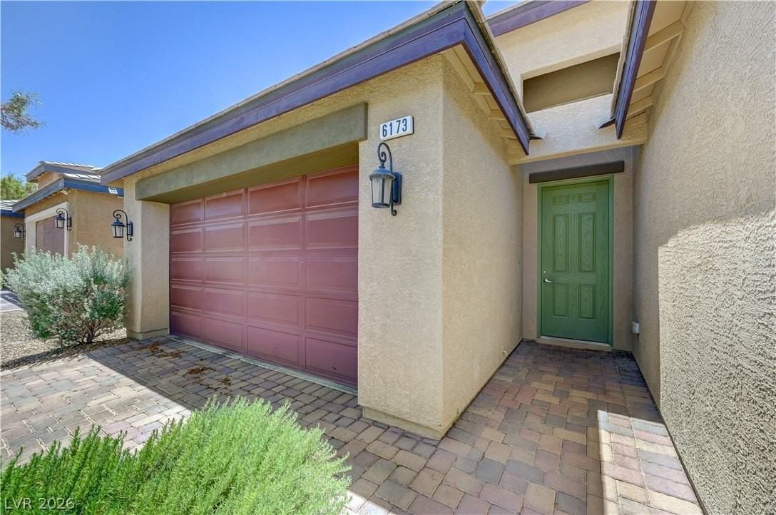 6173 Barby Cove St - Photo 4 of 44