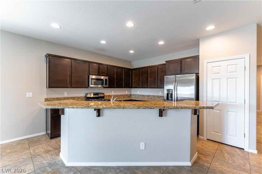205 Dela Cruz Ave - Photo 7 of 25