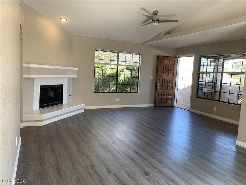 1411 Santa Margarita St #G
