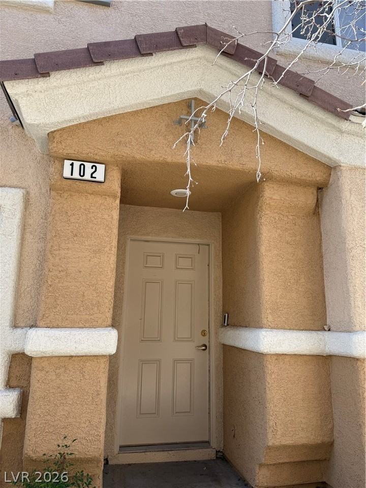 1069 Slate Crossing Ln #2 - Photo 2 of 21