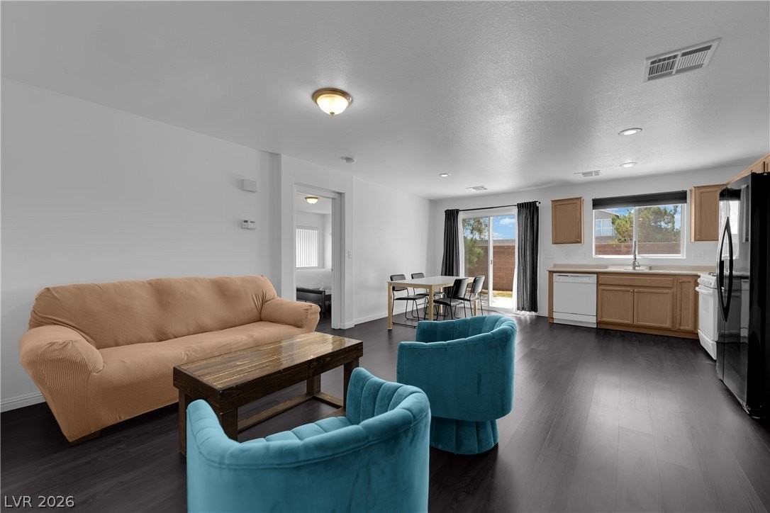 5079 Desert Dandelion Ct - Photo 4 of 26