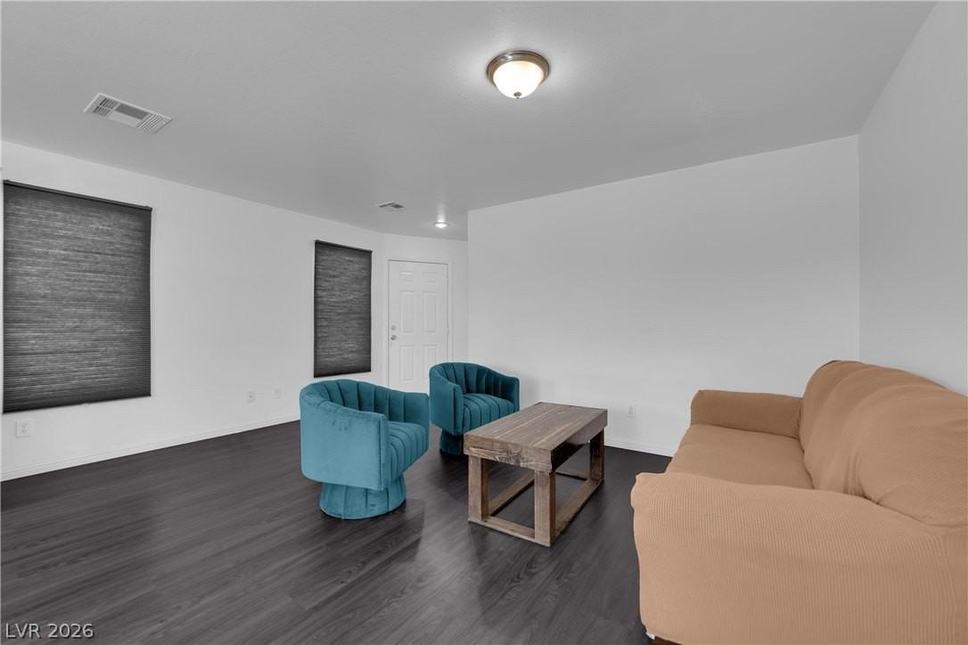 5079 Desert Dandelion Ct - Photo 6 of 26
