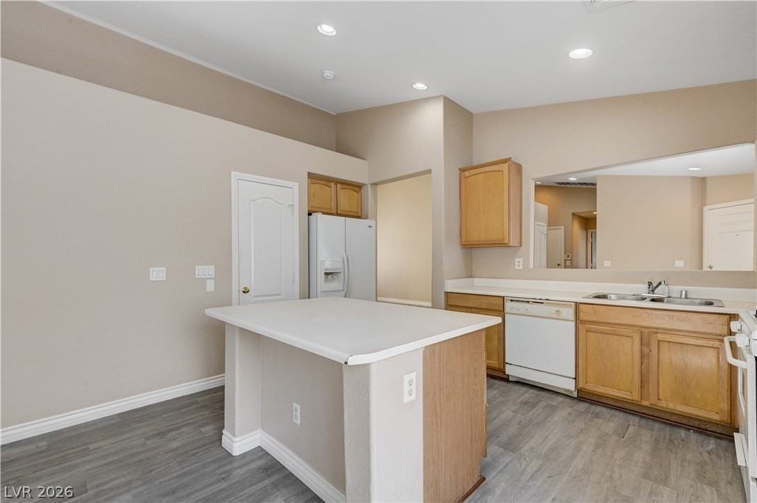 527 Braided River Ave - Photo 5 of 39