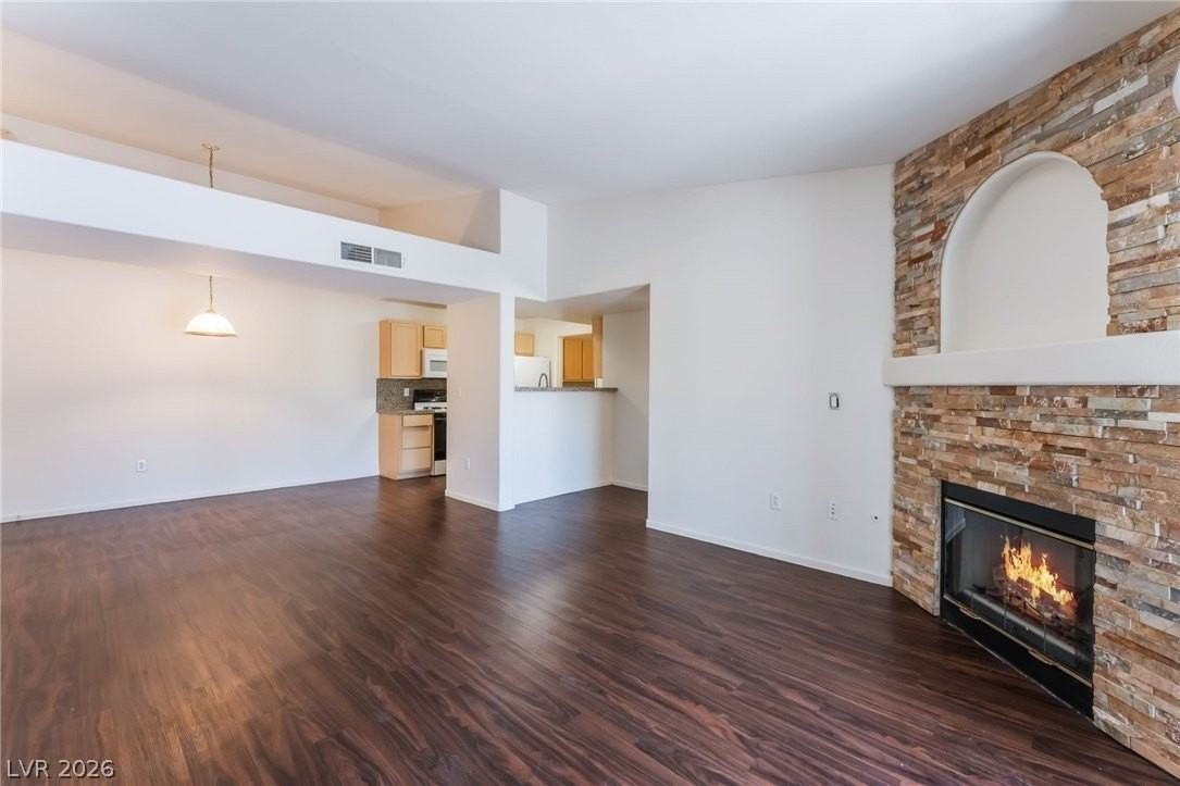 950 Seven Hills Dr #524 - Photo 6 of 40