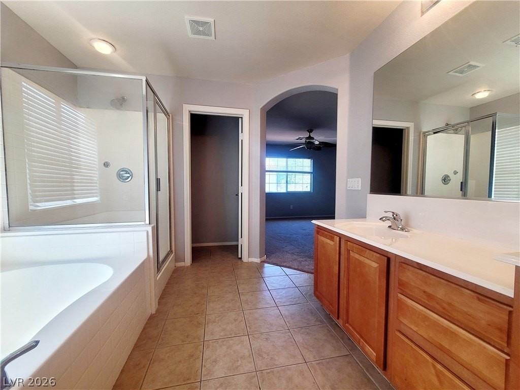 9204 Freedom Heights Ave - Photo 6 of 24