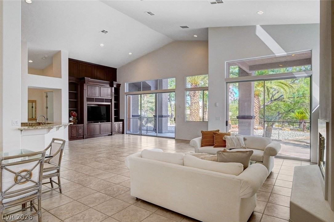 536 Pima Canyon Ct - Photo 5 of 45