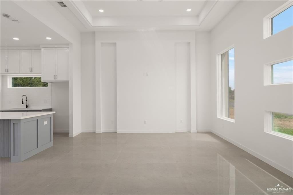 614 Sonny Dr - Photo 2 of 18