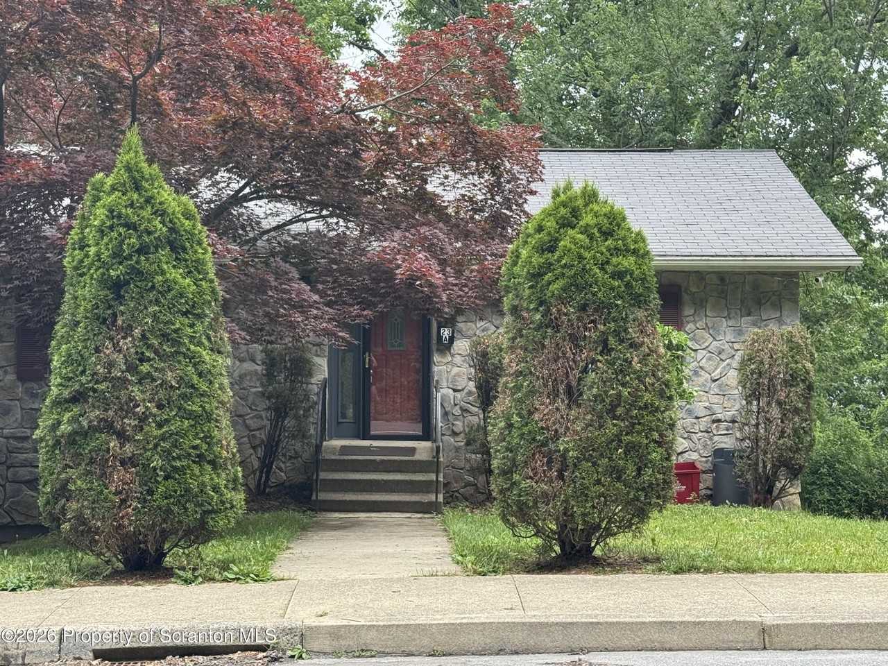 23 E Mountain Rd #A