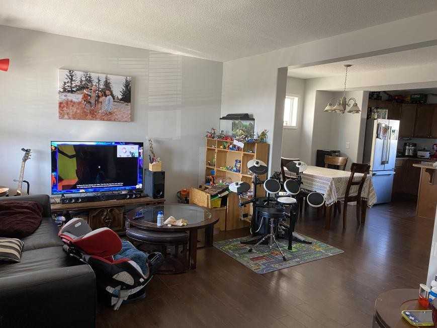 9106 92 Ave - Photo 4 of 10