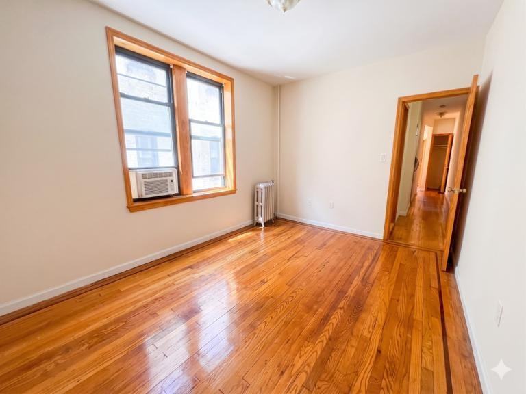 2708 39th Ave - Photo 3 of 10