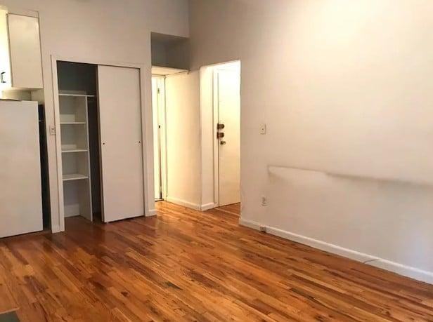 169 W 76th St - Photo 2 of 8