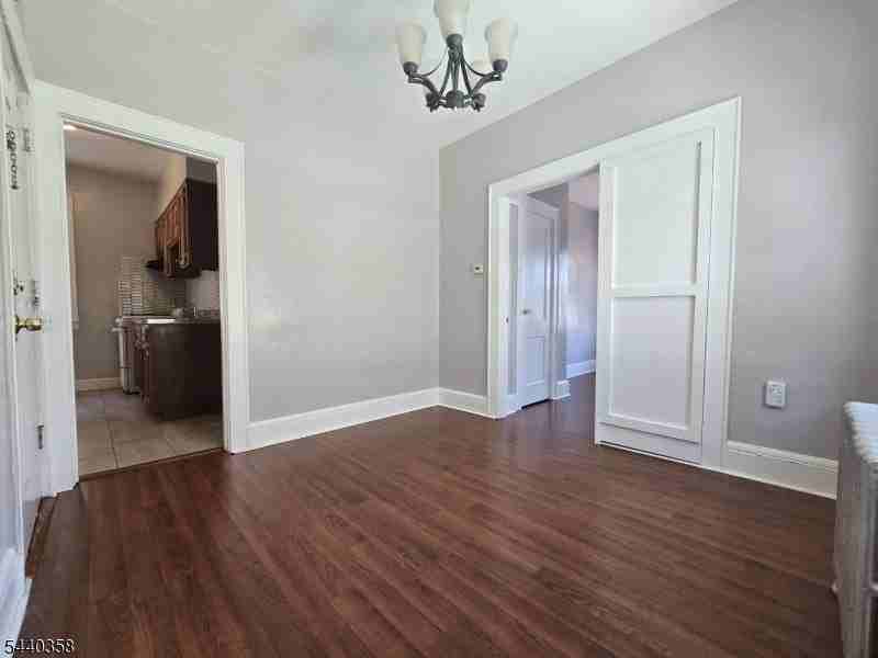 170 Bellevue St #2R - Photo 7 of 10