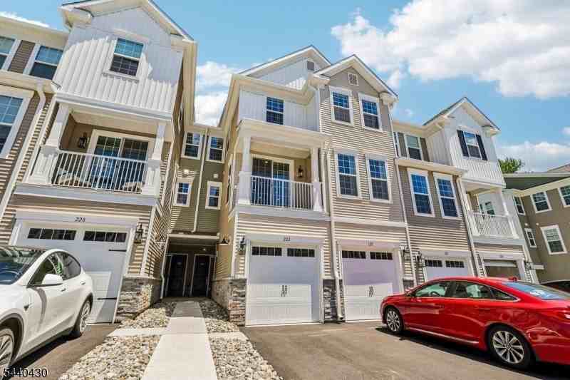 222 Myrtle Rd - Photo 2 of 27