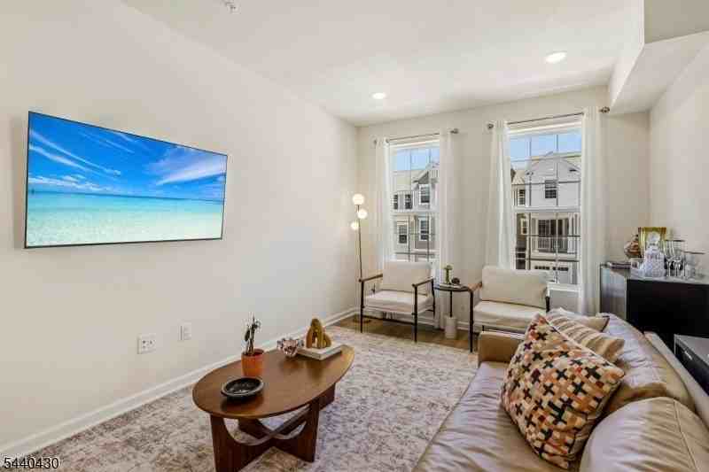 222 Myrtle Rd - Photo 6 of 27