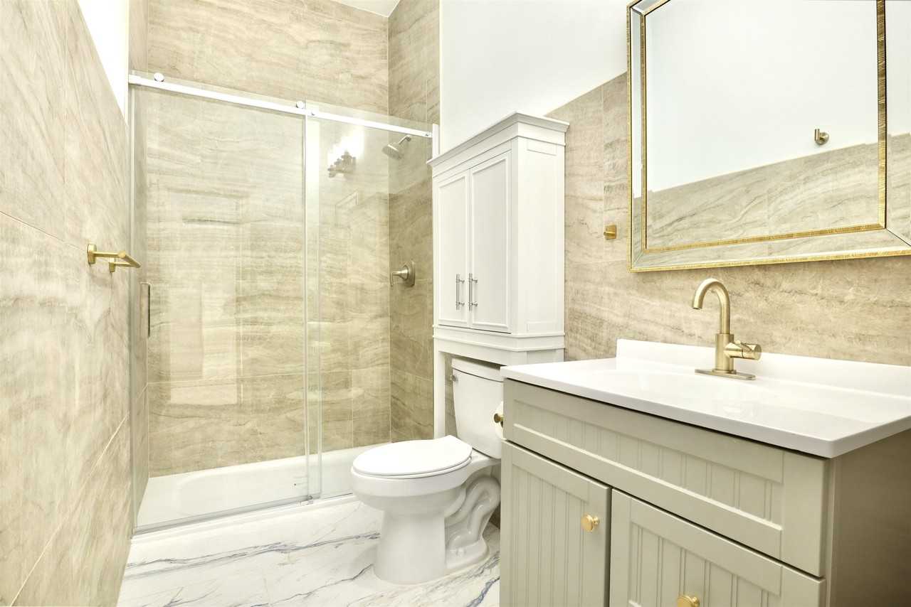 498 Avenue A #1F - Photo 5 of 8