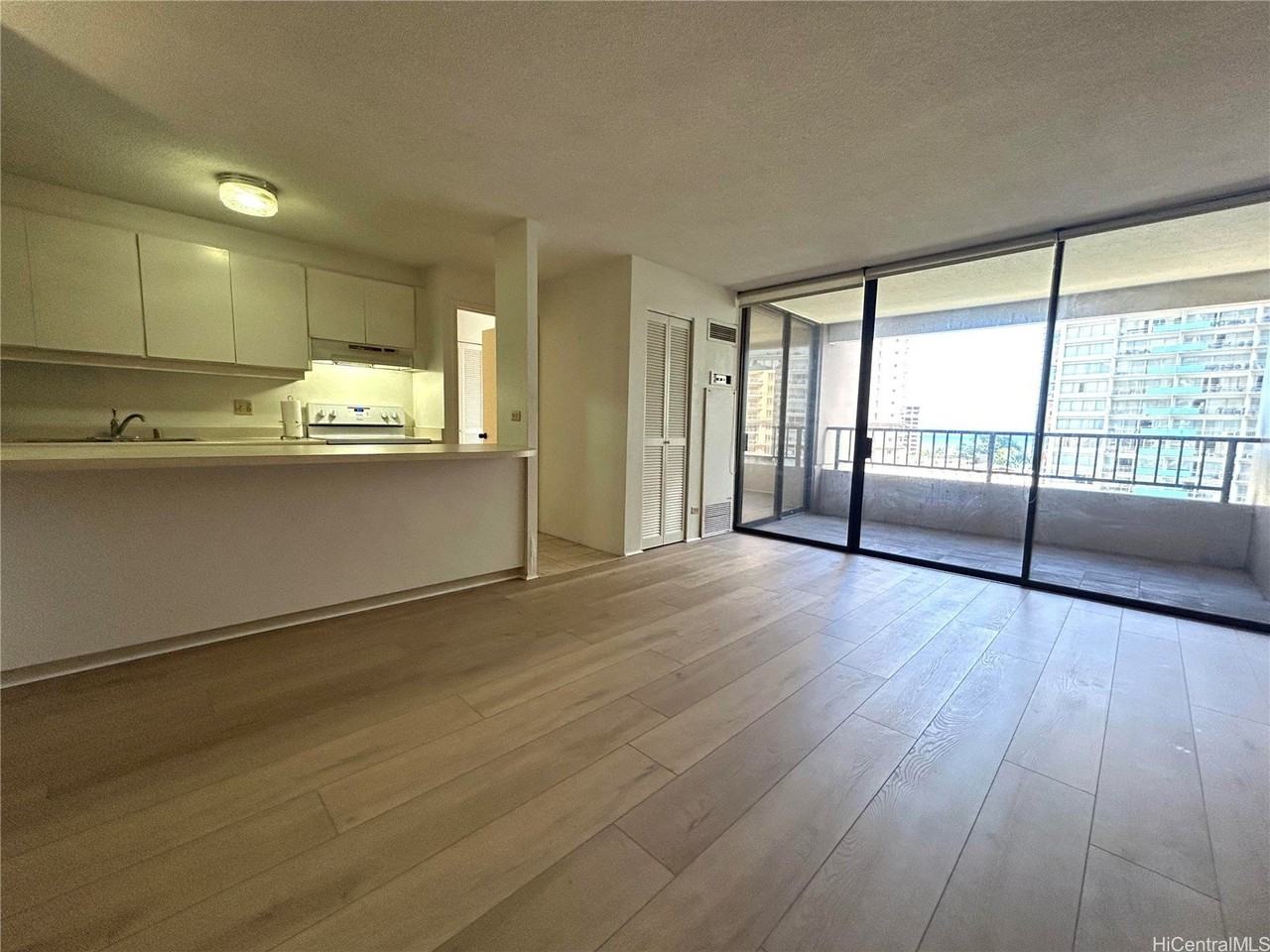 1778 Ala Moana Blvd #1313 - Photo 4 of 20