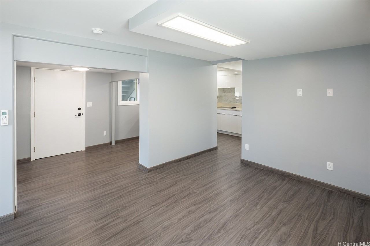 925 Pilialo St - Photo 2 of 18