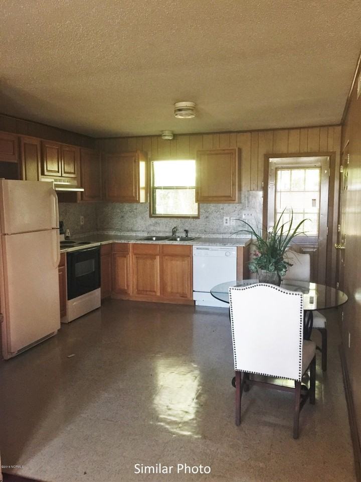 2504 Commerce Rd #D - Photo 3 of 7