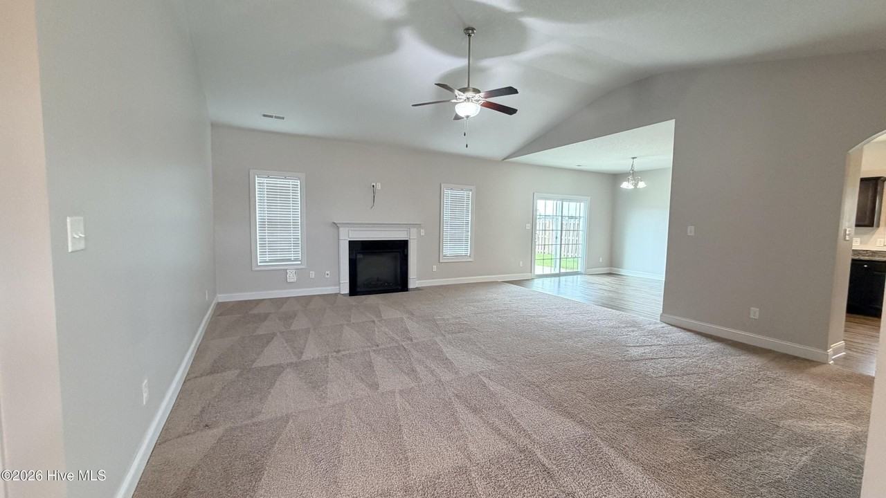 712 Hope Dexter Dr - Photo 4 of 25