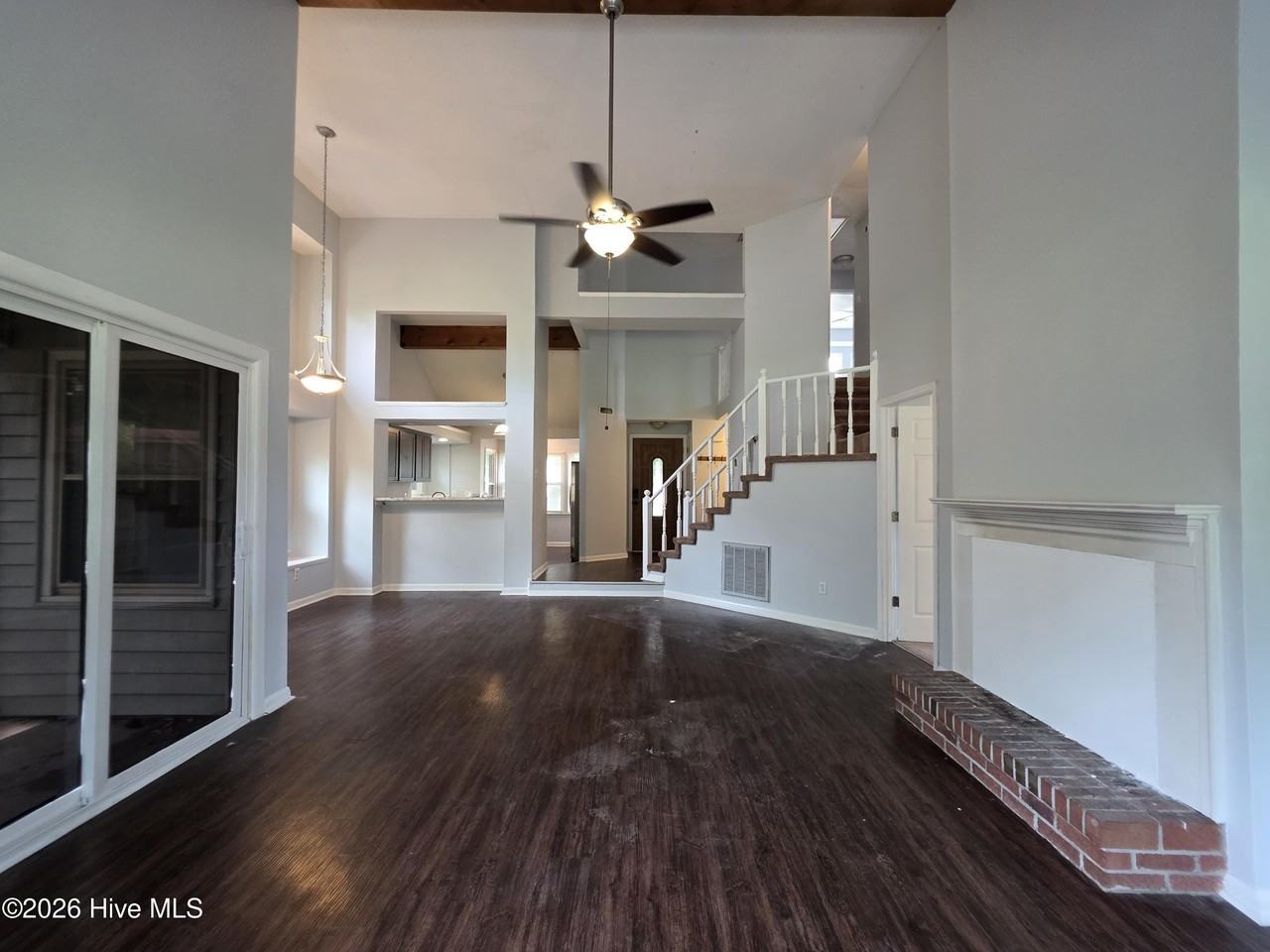127 Broadleaf Dr - Photo 6 of 22