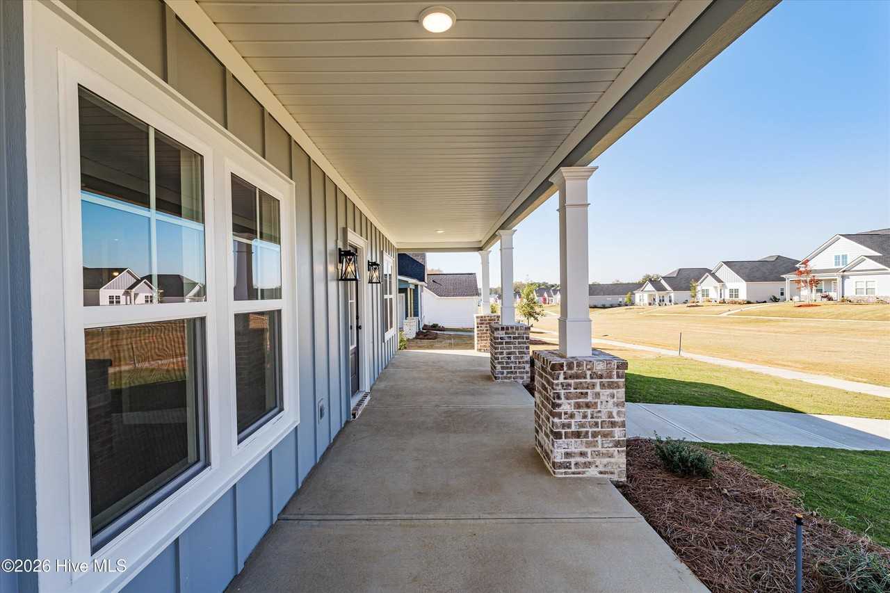 915 Sandpiper Xing - Photo 6 of 43