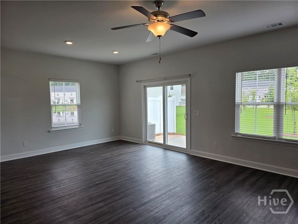 541 Governor Treutlen Cir - Photo 5 of 27