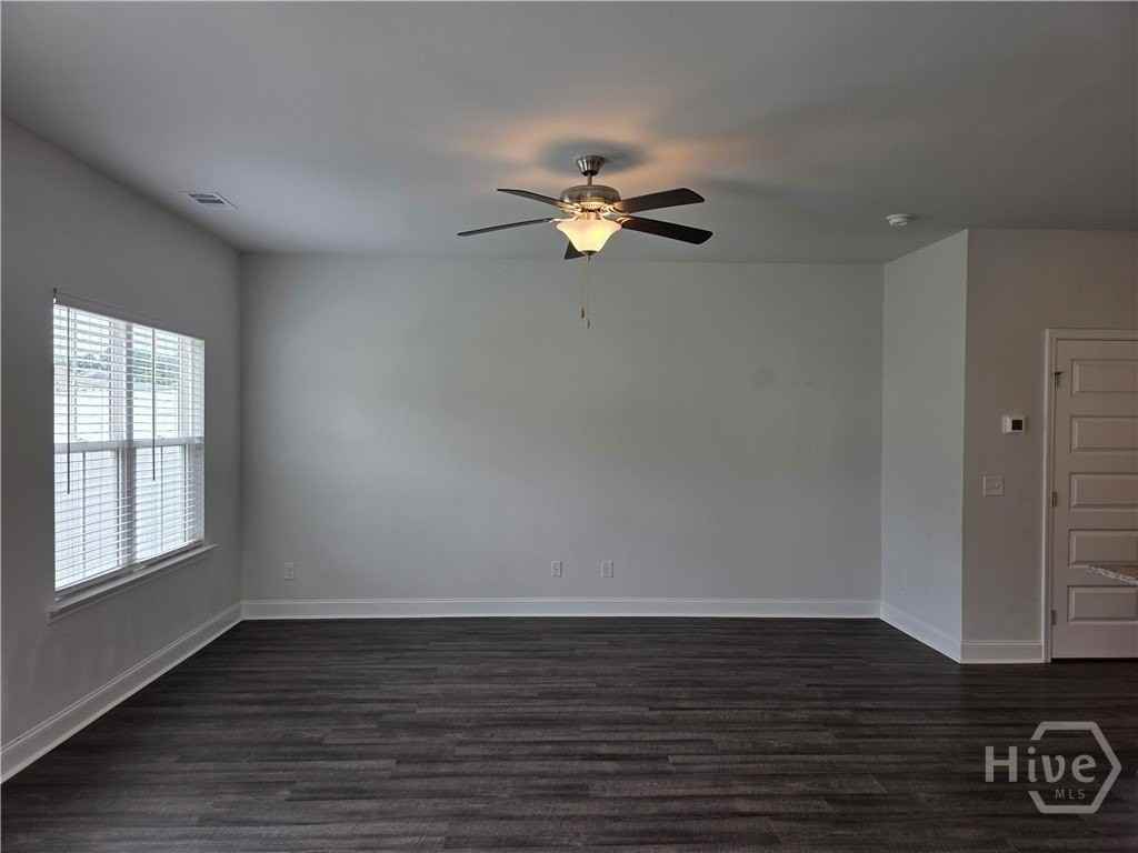 541 Governor Treutlen Cir - Photo 6 of 27