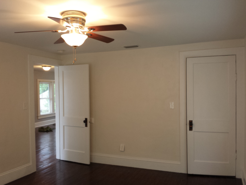 N Saint Clair Abrams Ave - Photo 3 of 5