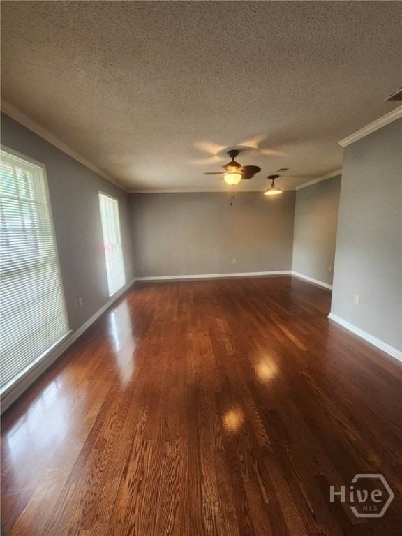 311 Holly Hill Rd - Photo 3 of 9