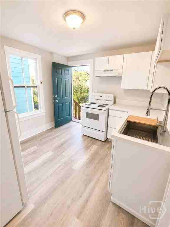 516 W 38th St #1-2 - Photo 6 of 11