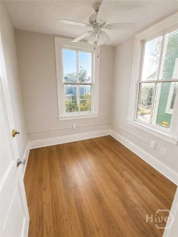 516 W 38th St #1-2 - Photo 7 of 11