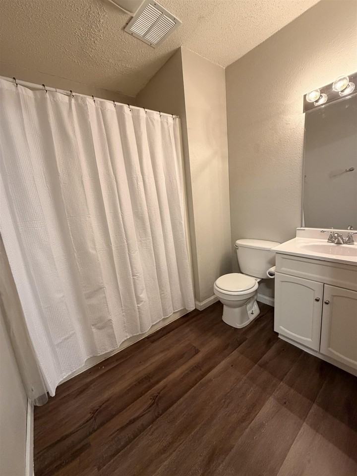 3 27th St #102 - Photo 4 of 7