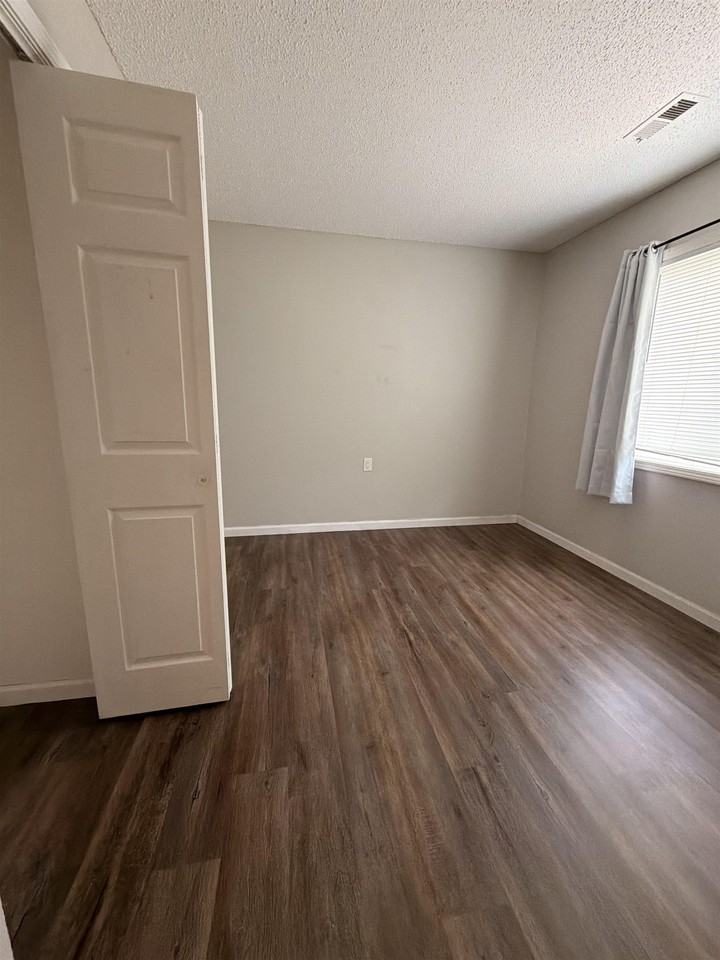 3 27th St #102 - Photo 7 of 7