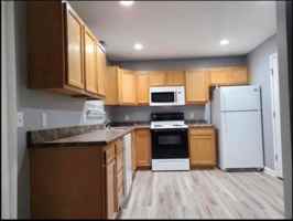 featured image of 202 Elm St #202