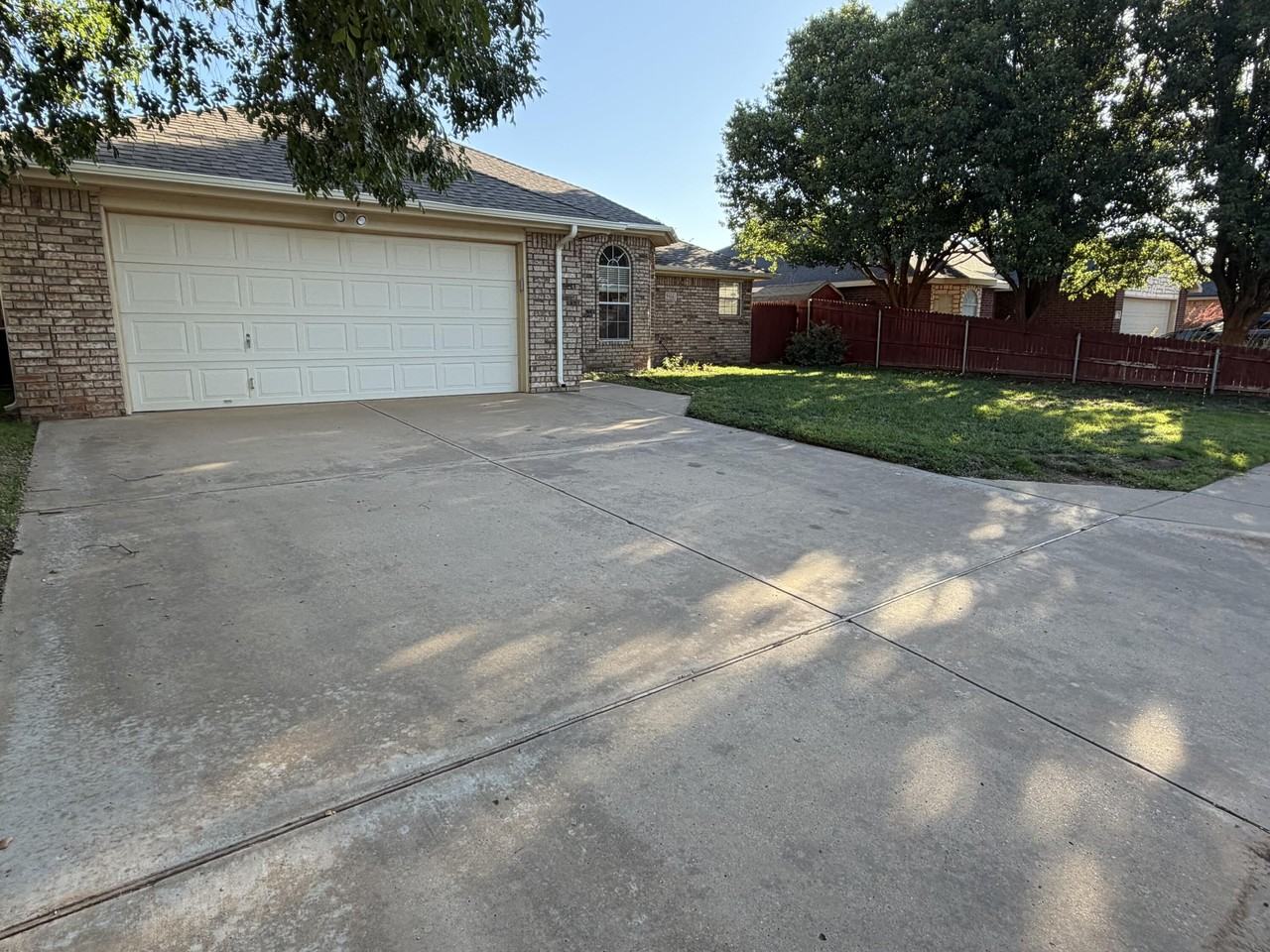 5914 88th Pl - Photo 2 of 18