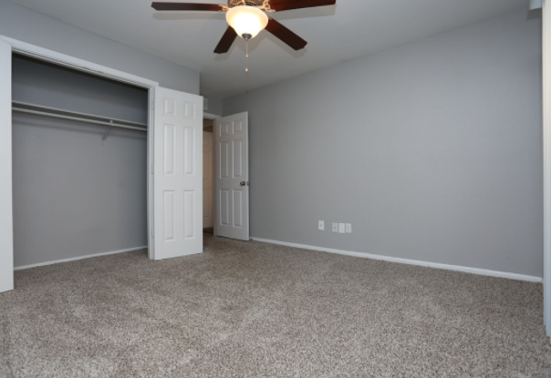 311 Gladstell St - Photo 6 of 26
