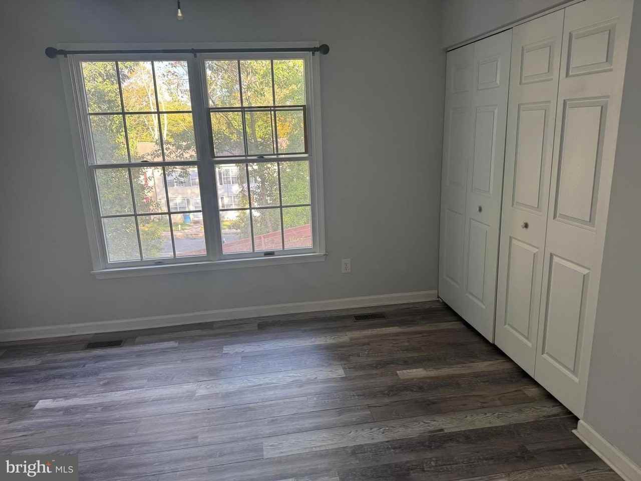 100 Cypress Dr - Photo 7 of 18