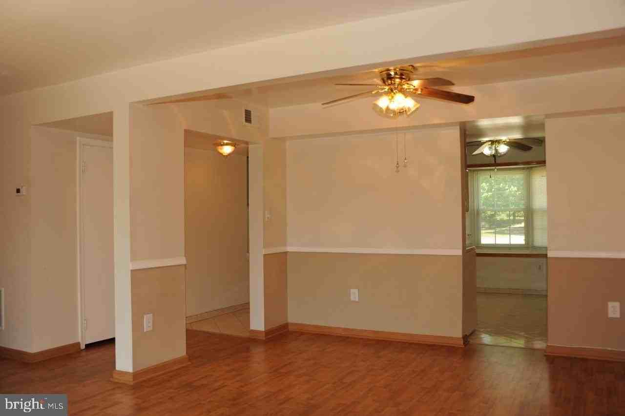 6612 Forbush Ct - Photo 5 of 19