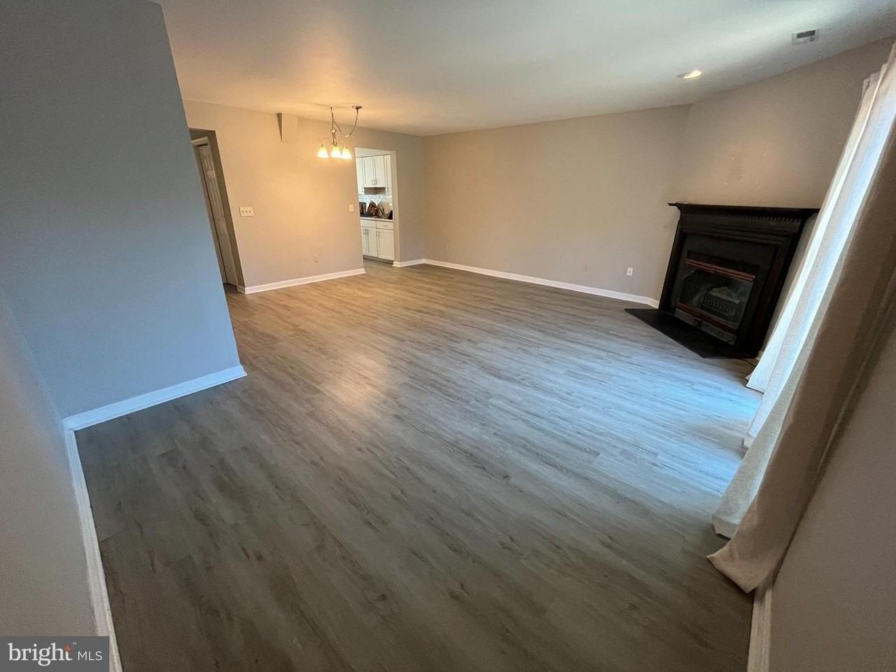 10606 Greta Lynn Ct - Photo 5 of 18