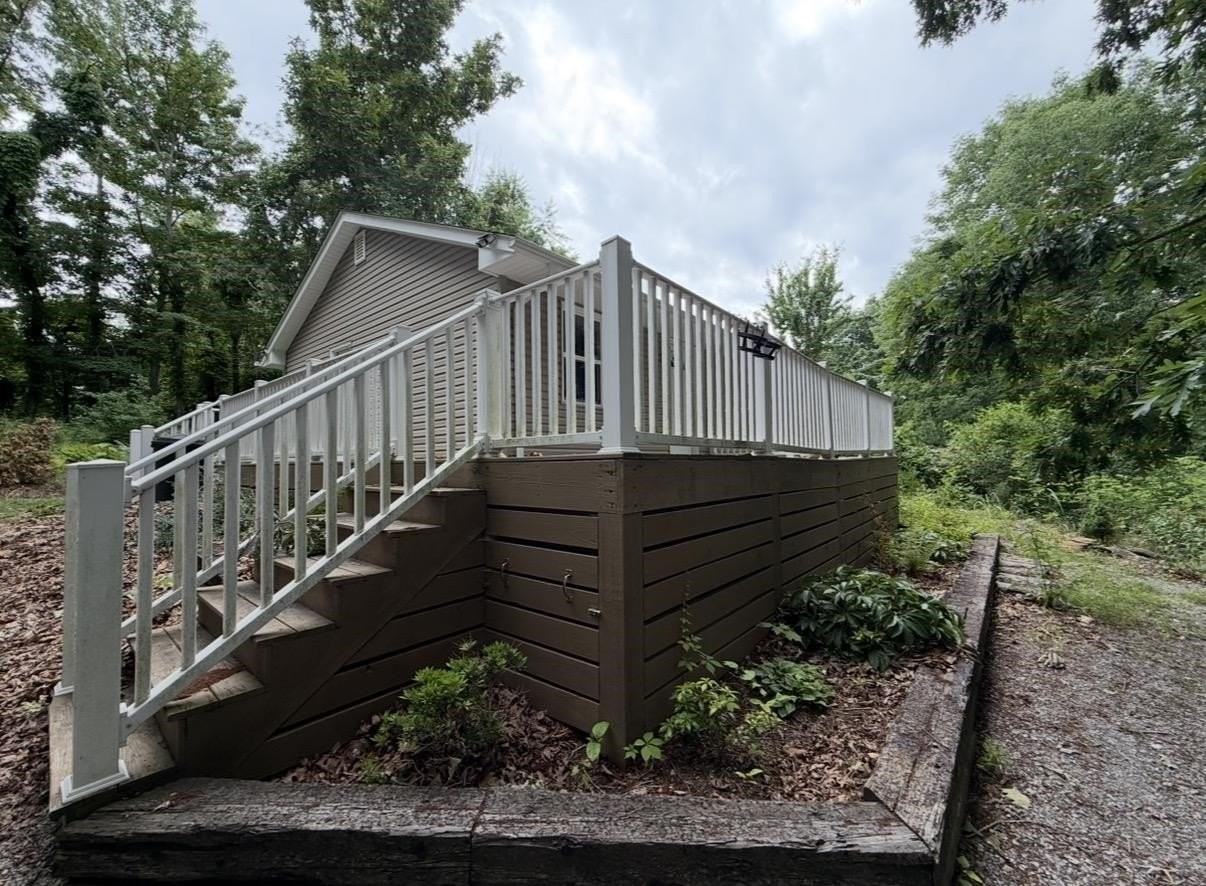 485 White Pine Dr - Photo 3 of 23