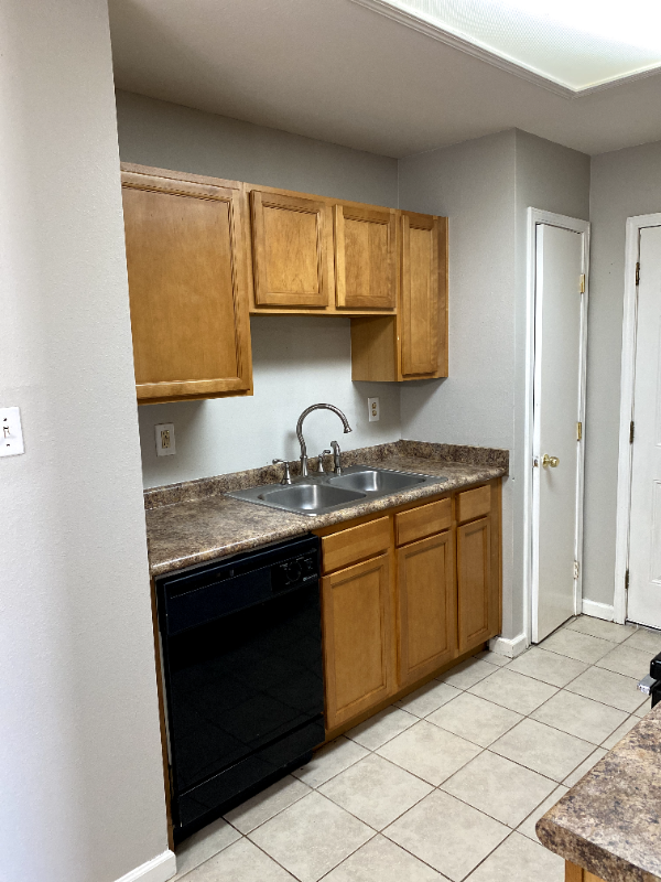 9020 Titans Dr #9020 - Photo 6 of 21