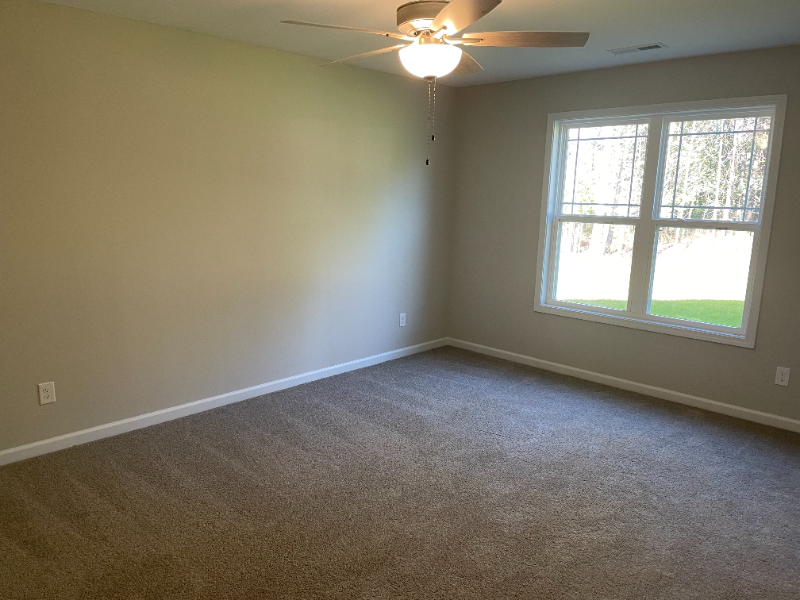 212 Mitchiner St - Photo 6 of 10