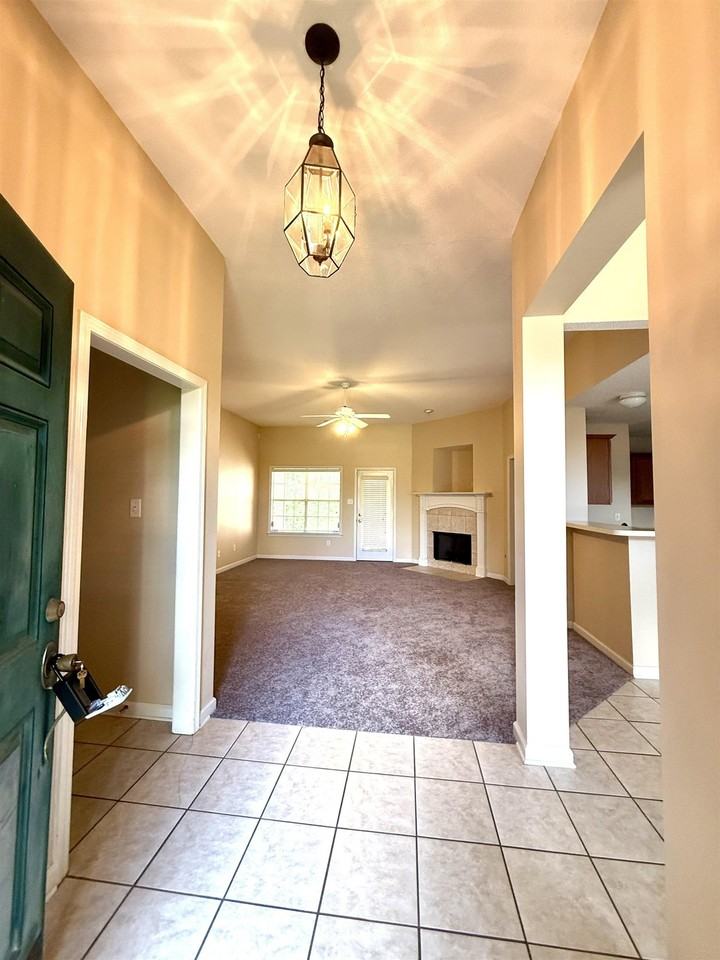 9192 Speerberry Ln - Photo 2 of 16