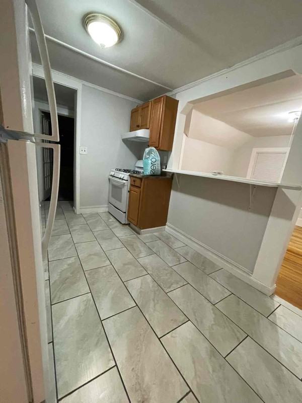 11 Foley St #2 - Photo 4 of 10